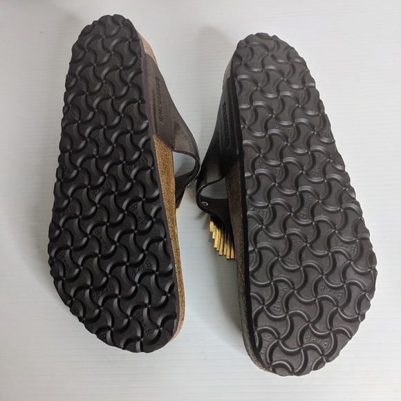 Birkenstock Gizeh design shoes gold tone metal fringe - Picture 3 of 8